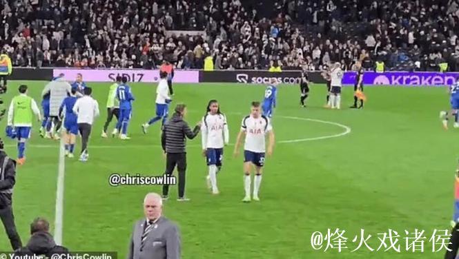 热刺矛盾再起！斯彭斯怒批弗兰克，二次决裂引发热议